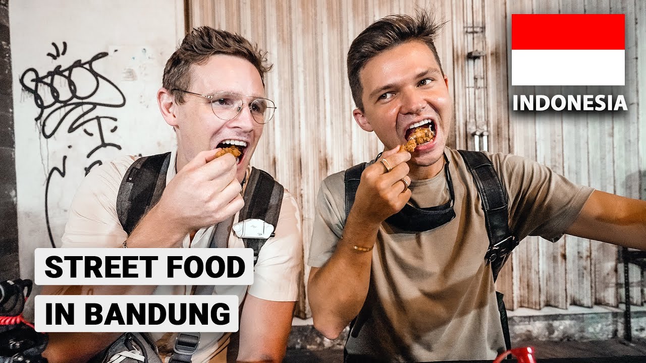 Trying Indonesian Street Food in Bandung with 