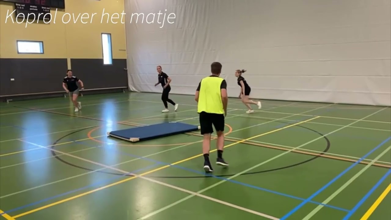 Leren training geven in de sport: warming up oefening: Tikspel