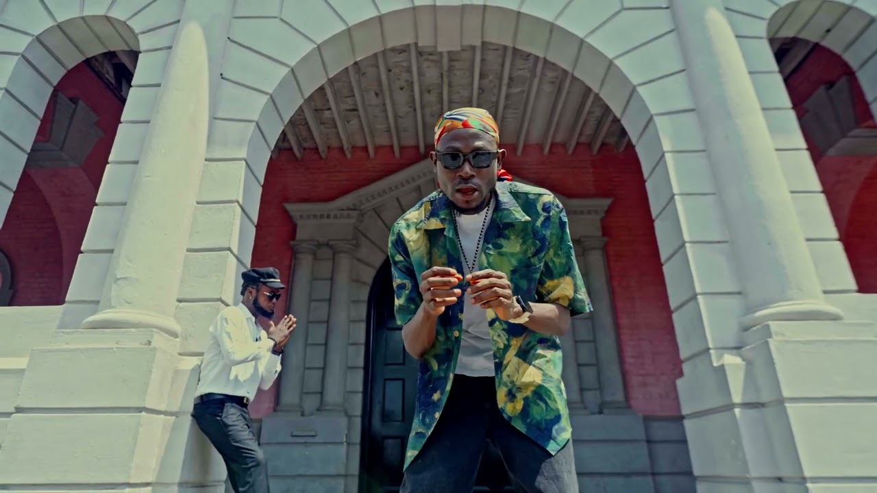 Ladesh ~OKPE ~ feat Manzor (officiel vidéo)