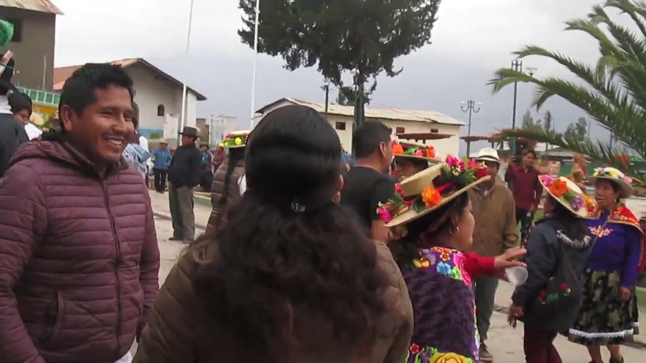 ASI SE CANTA Y BAILA EN GORGORILLO