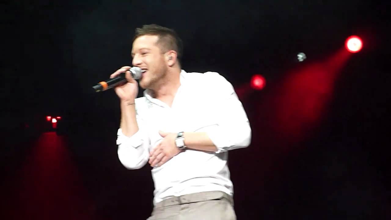 X FACTOR LIVE TOUR 2011 LONDON WEMBLEY - Matt Cardle FIREWORK