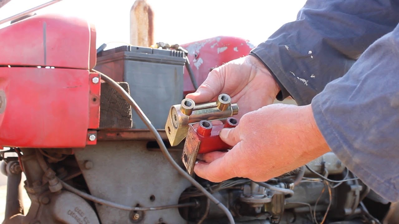 1958 Massey Ferguson 65 Diesel Tractor Fuel leak off reservoir, Fuel pump, Fuel Line, Bleed system