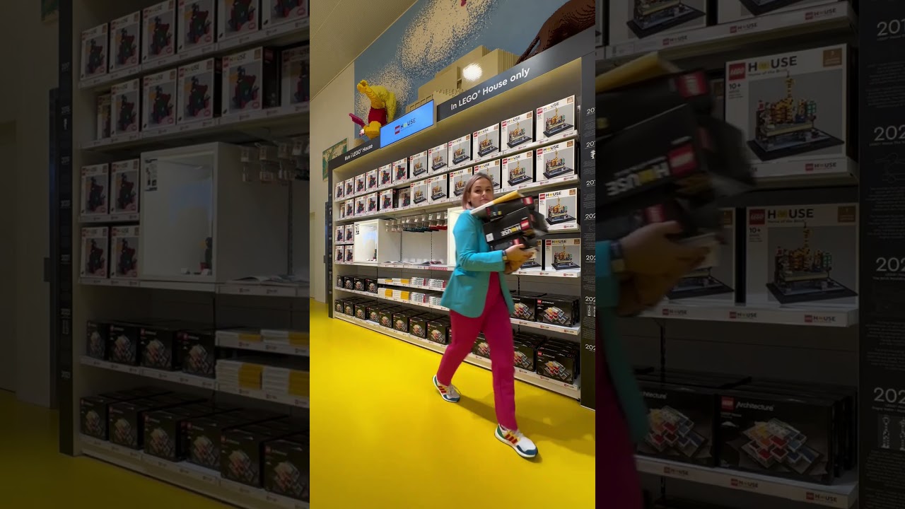 LEGO STORE w LEGO HOUSE #shorts
