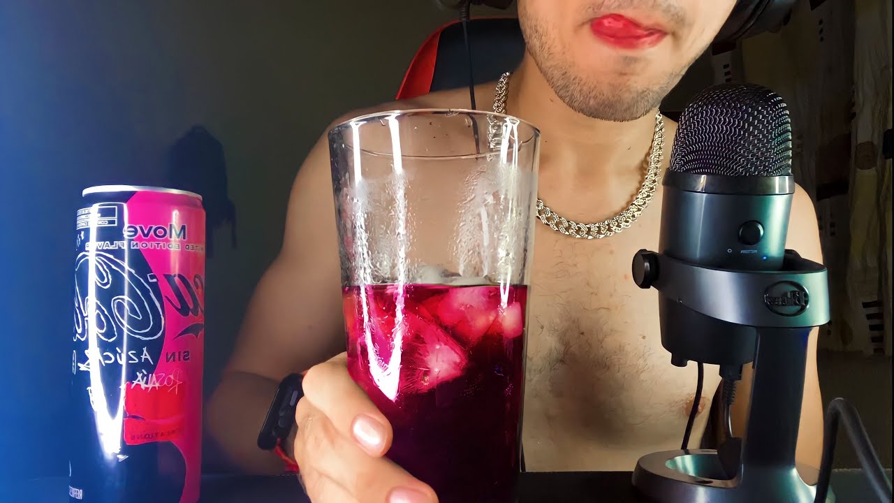 ASMR tomando la Coca Cola de LA ROSALIA🥤🍒y COMIENDO sabritas🤤🥔¿Mas rica que la Coca🥤 normal?