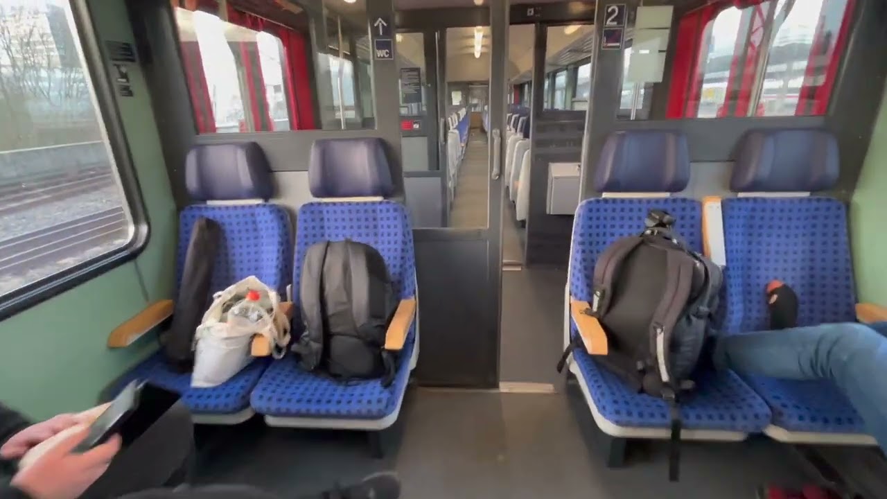 Rundgang im Ersatzzug der TRI auf der RB40
