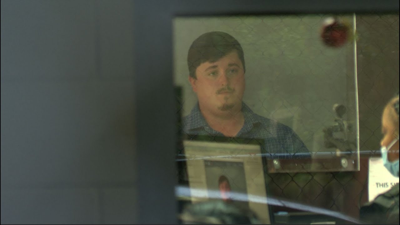 'Lost Trust' | Deputy signs plea deal with feds against his former sheriff in jailhouse abuse case