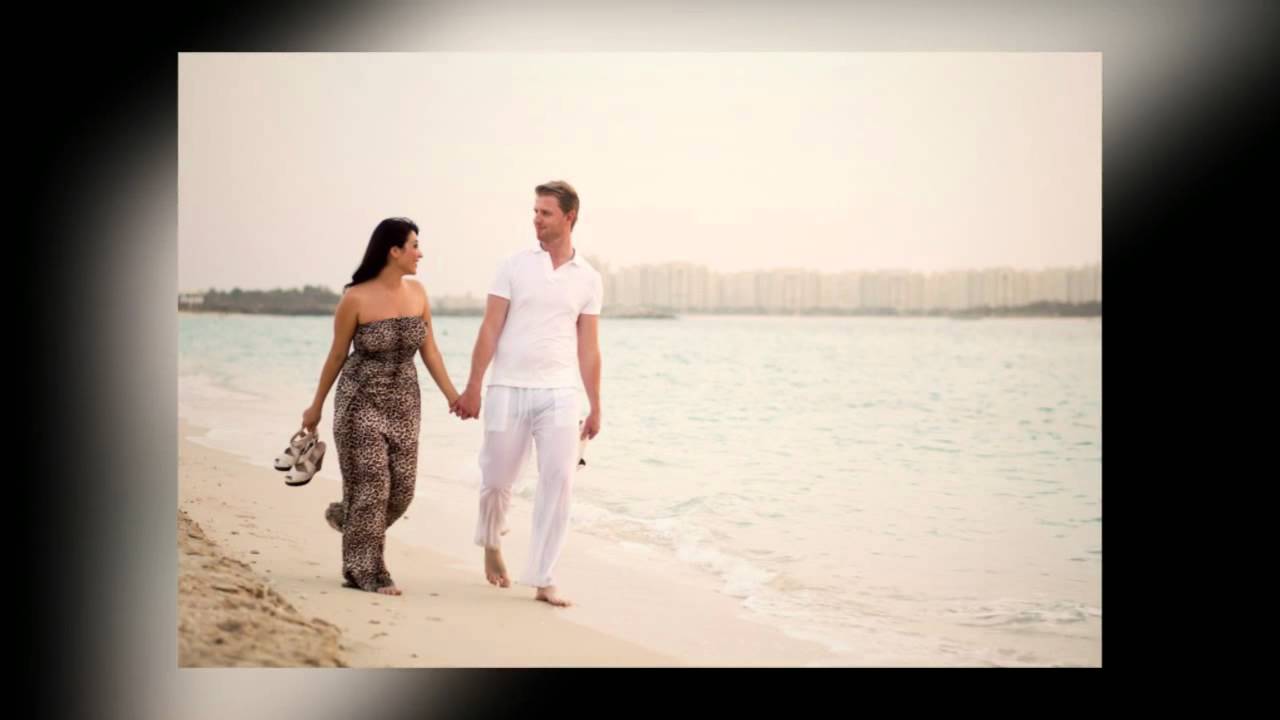 Wedding Photography in Dubai, Engagement Photo Session at Jumeirah Beach