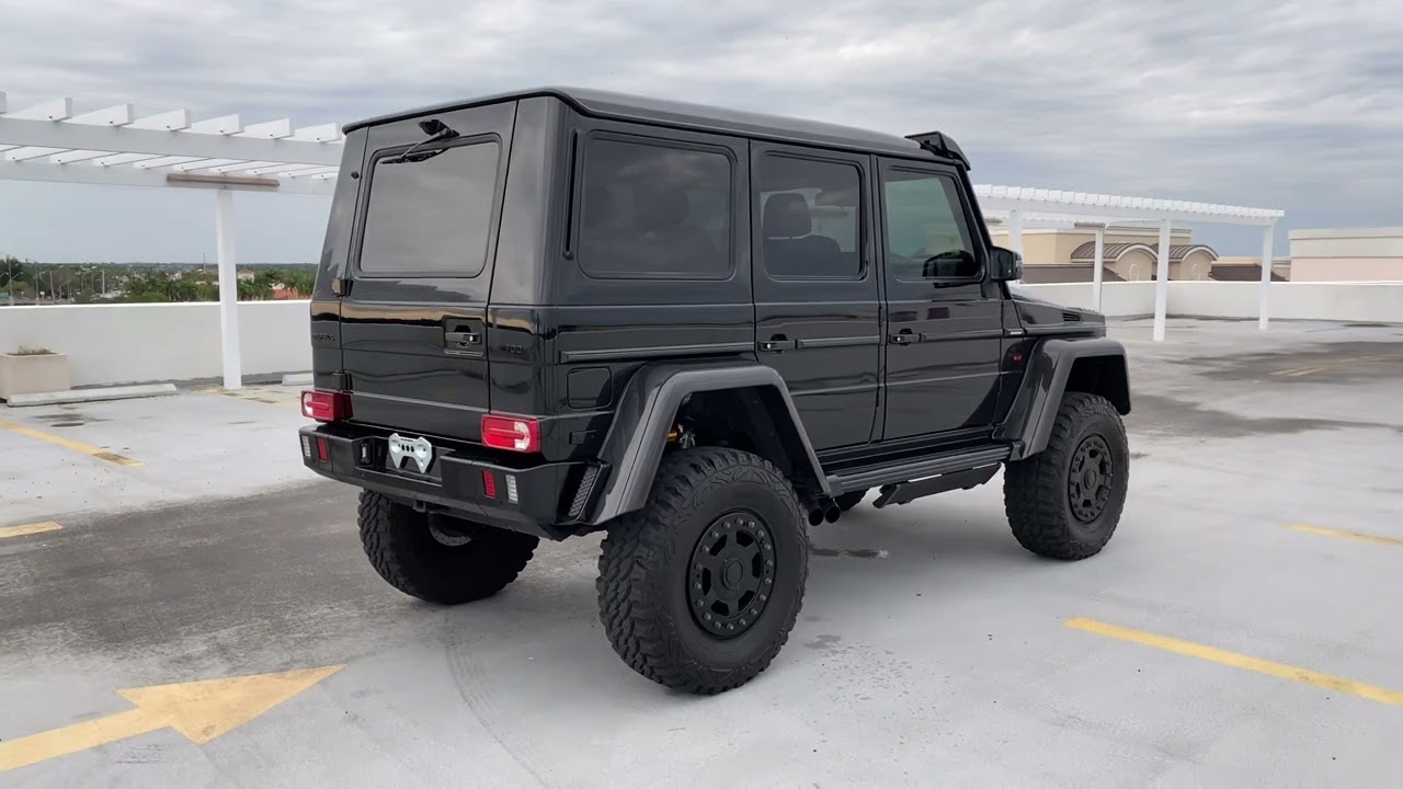 2016 Brabus G700 4x4 Squared Start Up and walk around
