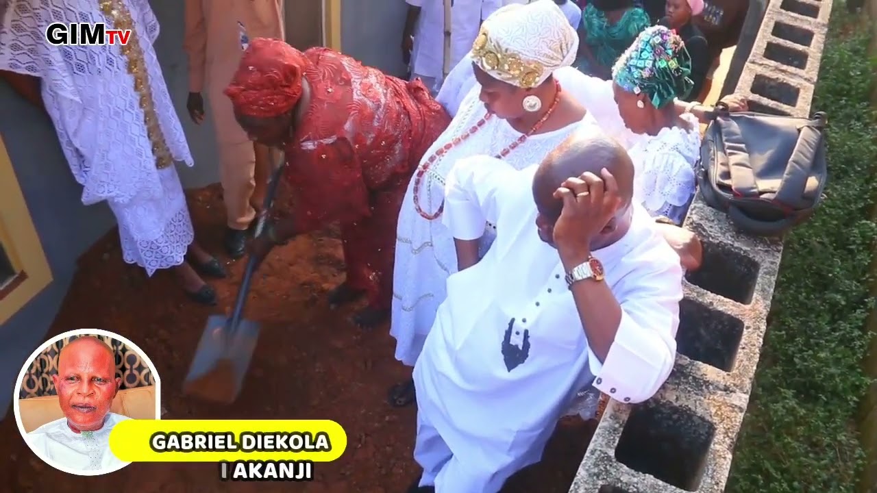 BURIAL OF PA GABRIEL  DIEKOLA  OJENIYI  AKANJI..BABA OYO...FATHER OF DAMMY AUTOS