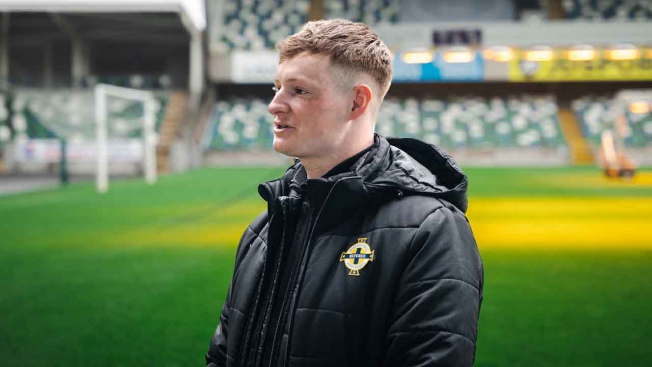 🎥 Referee mic'd up ⚽️ Ref Tom Symington (22) on his  match official dreams