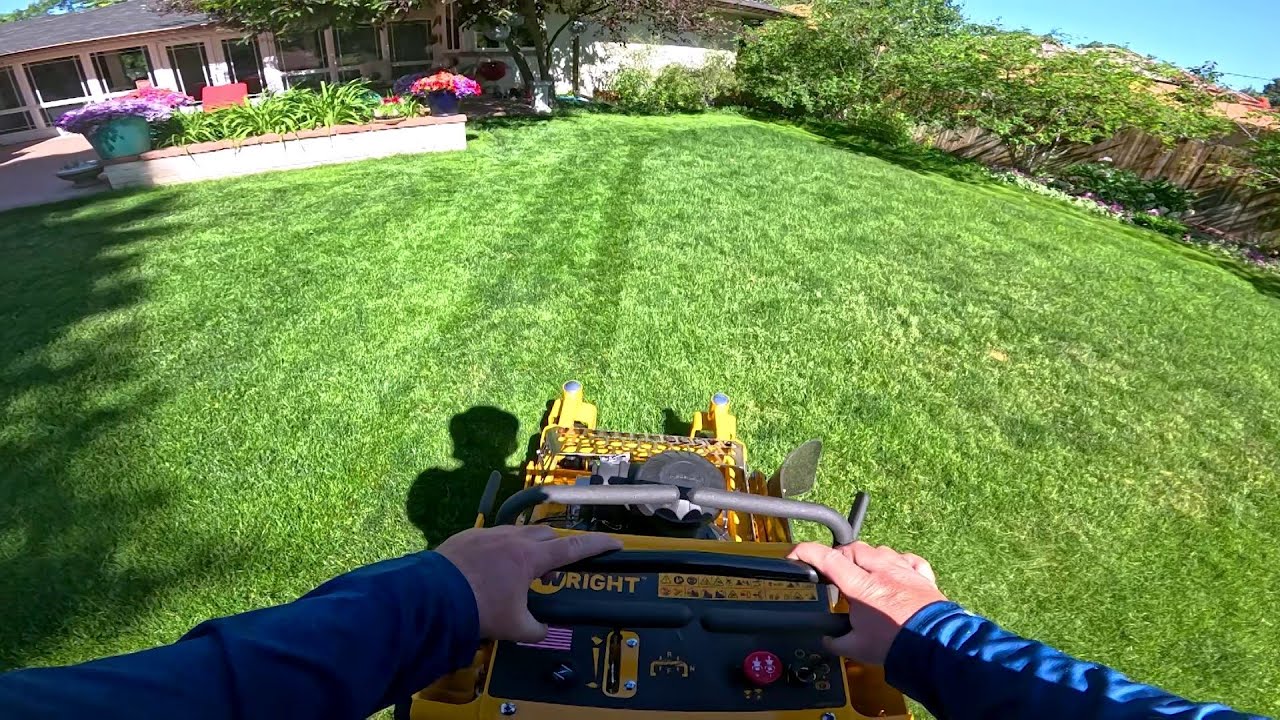 Mowing Madness in Scorching Temperatures! | Twitch VOD Wednesday #5