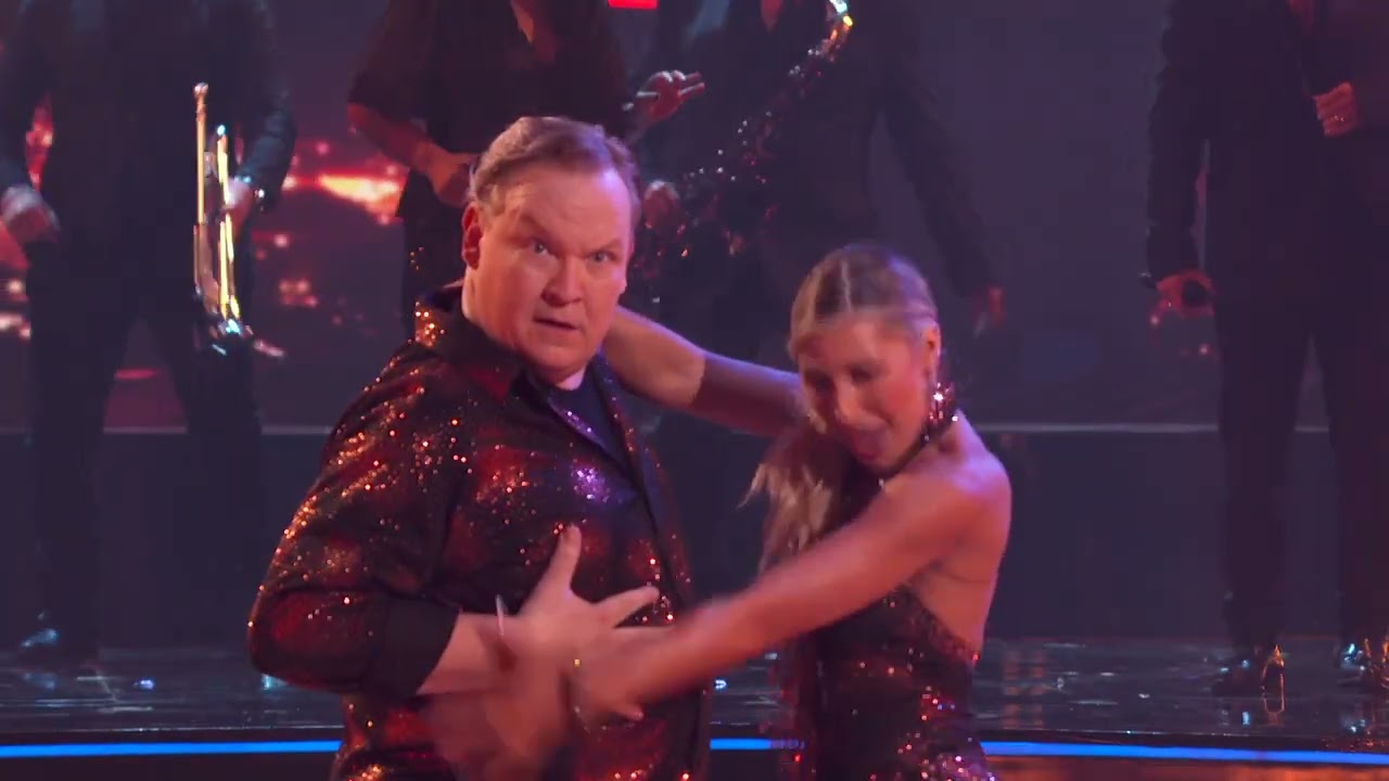Andy Richter&rsquo;s Premiere Cha Cha | Dancing with the Stars