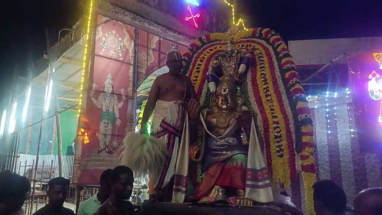 ஶ்ரீ ஆதிவராக பெருமாள் ஓலை சம்பரத்திற்கு எழுந்தருளல் கும்பகோணம் 
