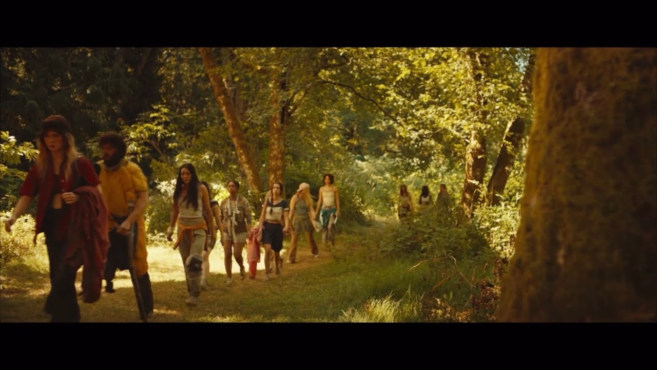 Shauna and Melissa Yellowjackets 3x04 #1 (Shaunahat Scenes)