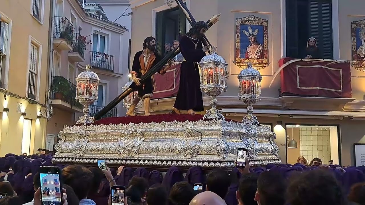 PASIÓN CURVA  SAN AGUSTÍN CON GRANADA SEMANA SANTA MÁLAGA 2025