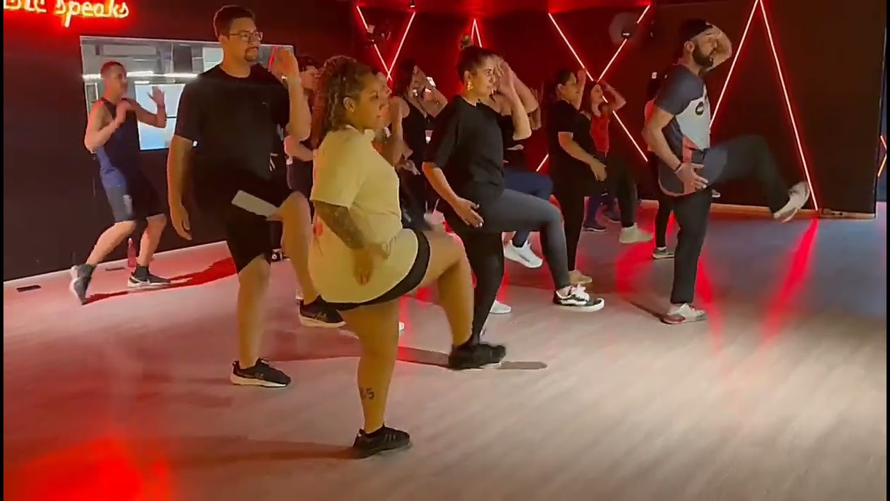 BUMBUM DE IOIÔ ( @McKevinOficial )