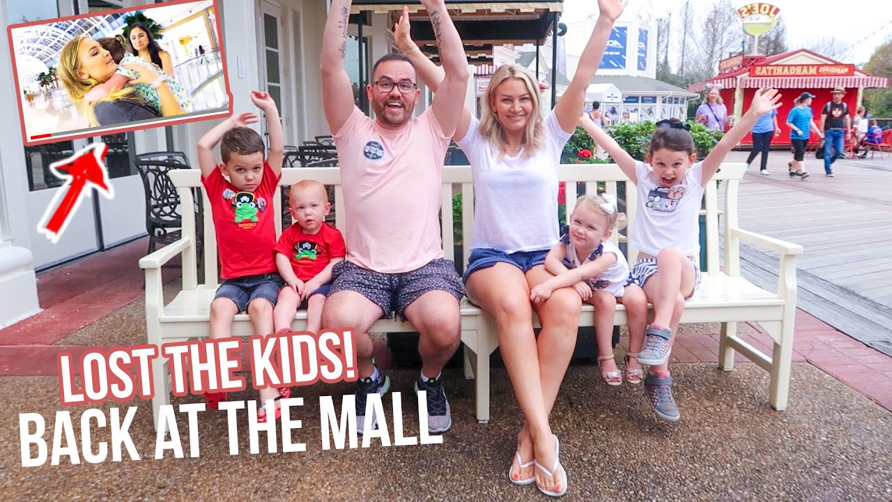 BACK AT THE MALL WE LOST THE KIDS!!