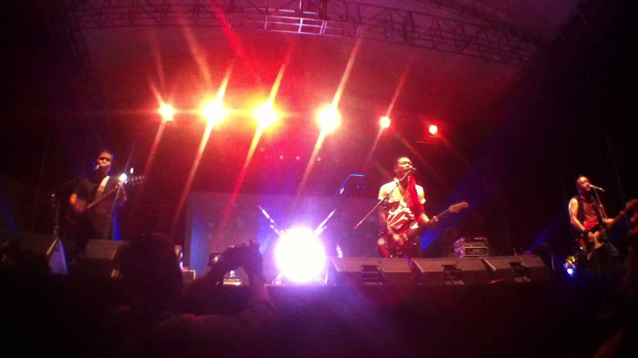 superglad - sick boy (cover social distortion) at Indonesia Greaser Party 2015