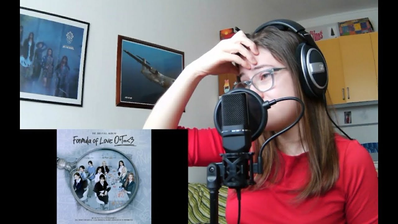 REACTION TO TWICE 