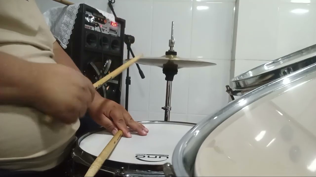 DESCANSAR AQUELE QUE PROMETE CARÁTER 