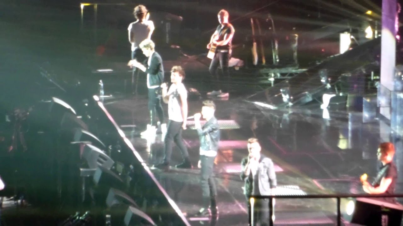 One Direction - More Than This - 7 May 2013 Telenor Arena, Norway HD
