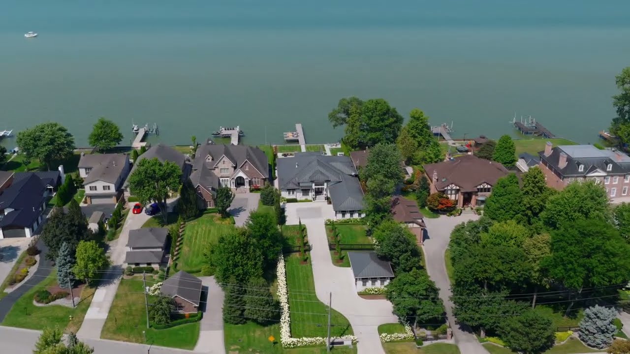 LUXURY WATERFRONT REAL ESTATE VIDEO | 12MM LAOWA