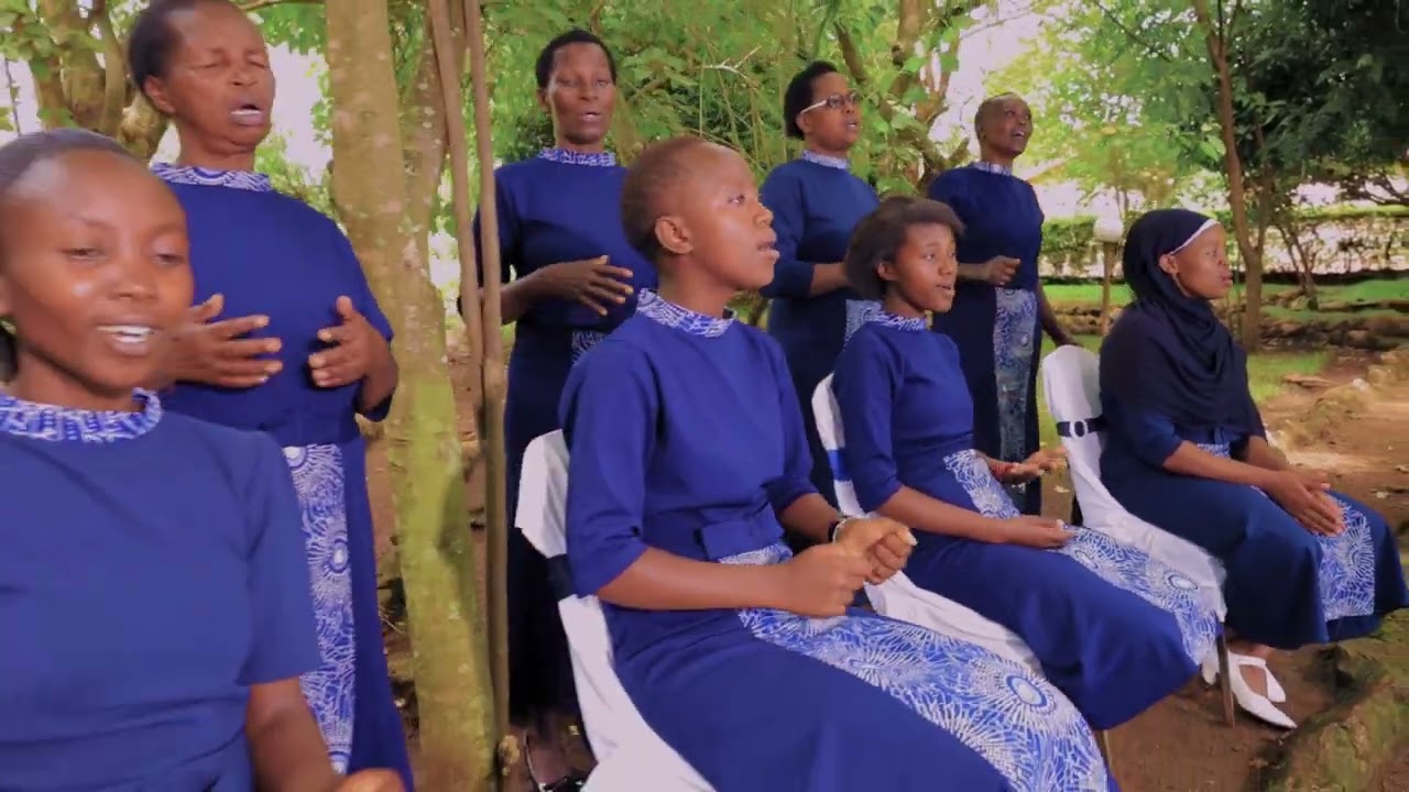 MUNGU YUPO ISRAELI- Mikinduri SDA Church Choir (Official Video)// SOLFA CREATIONS (0703364568)