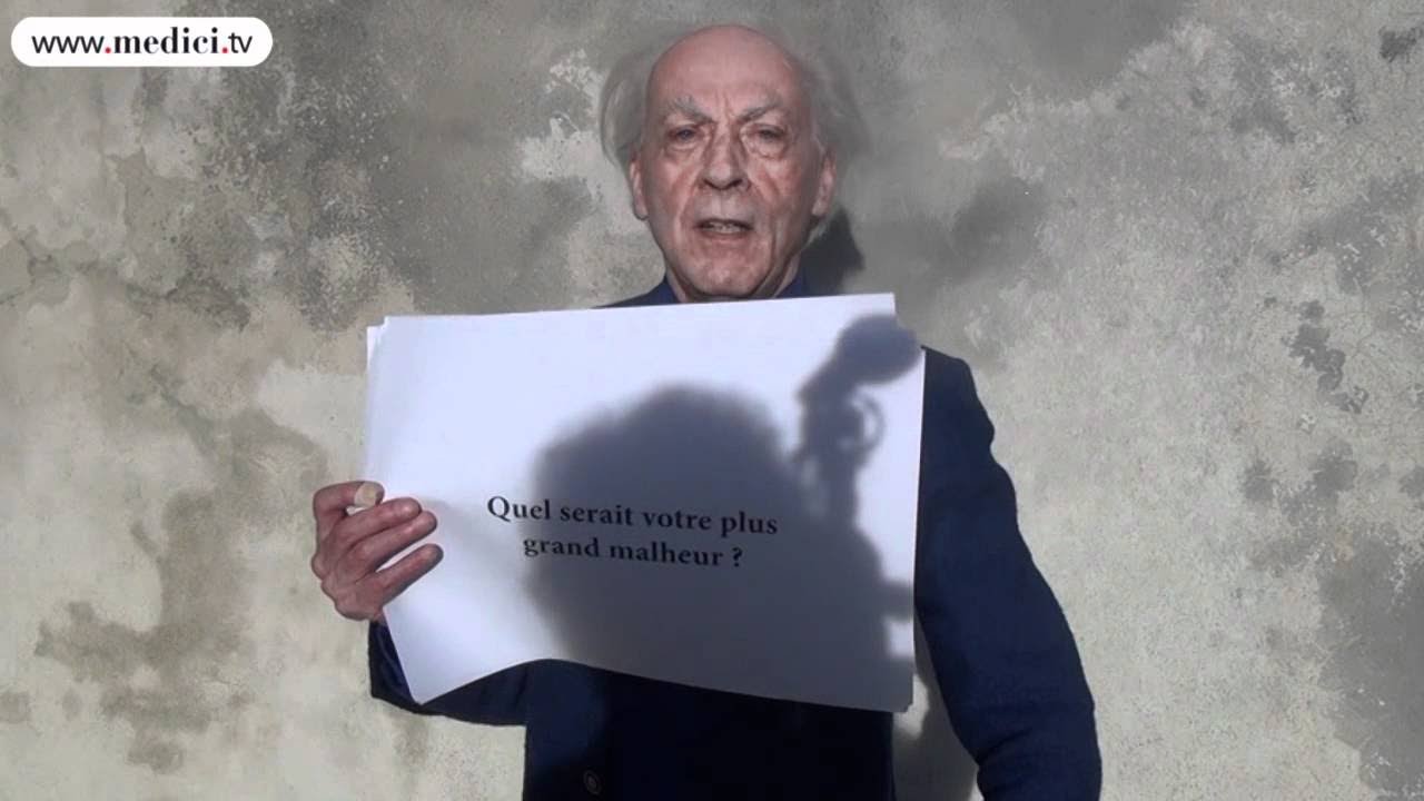 #25 WALLCAST JEAN GUILLOU