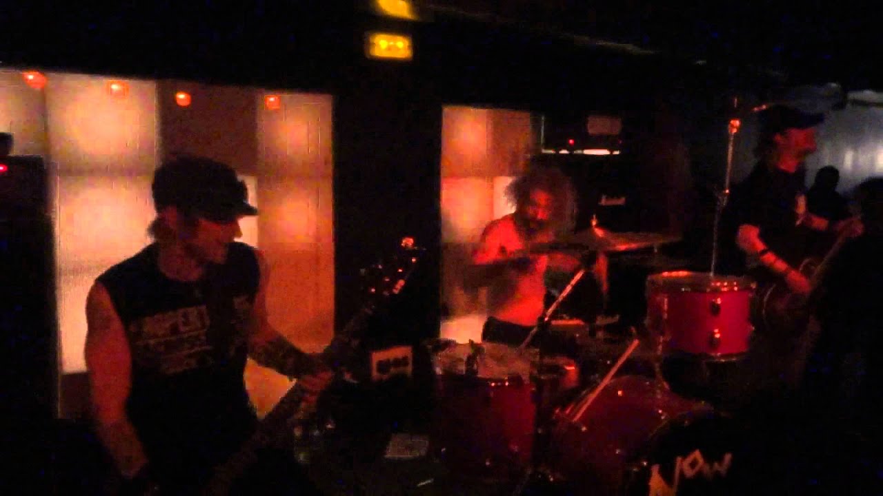 Eight - Karma To Burn (HD)(Live)(Madrid 05/05/2012)(Nasti Club)1080p
