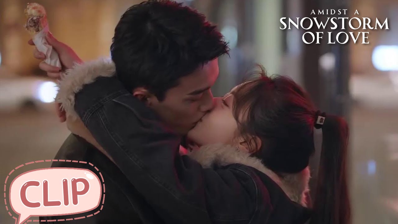 He looked at Yin Guo with seductive eyes 💋🔥 | Amidst a Snowstorm of Love | EP22 Clip