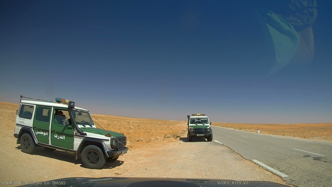 Algeria  |  from Timimoune to El Gour  |  driving through Sahara