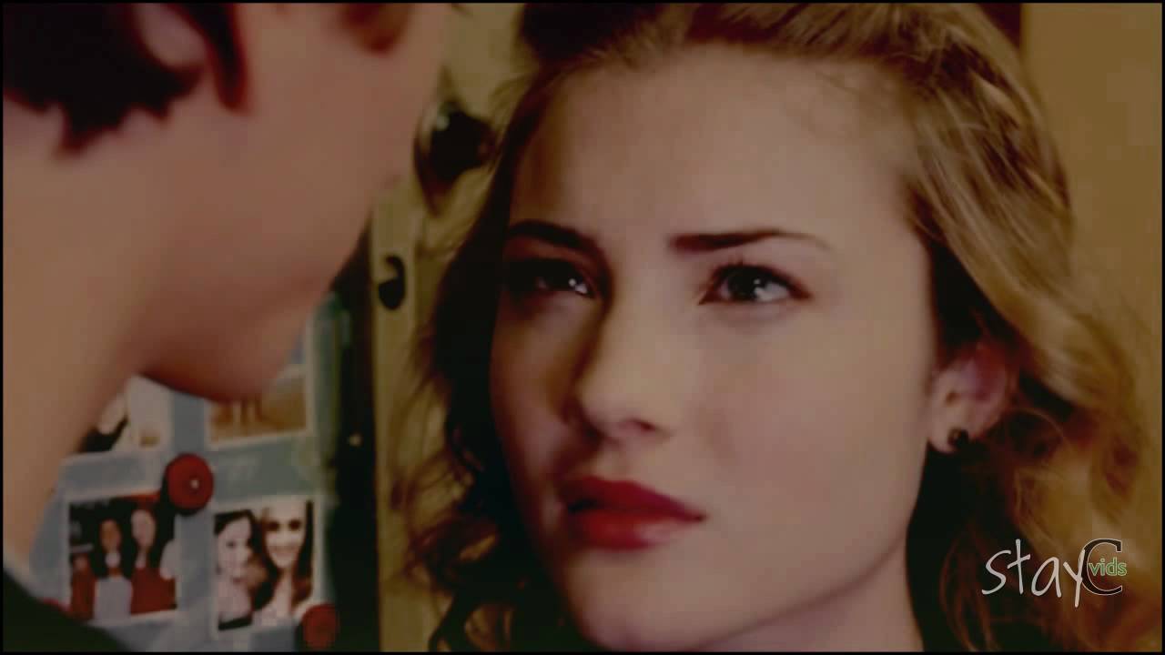 Chloe and Alek [9lives] - All Around Me