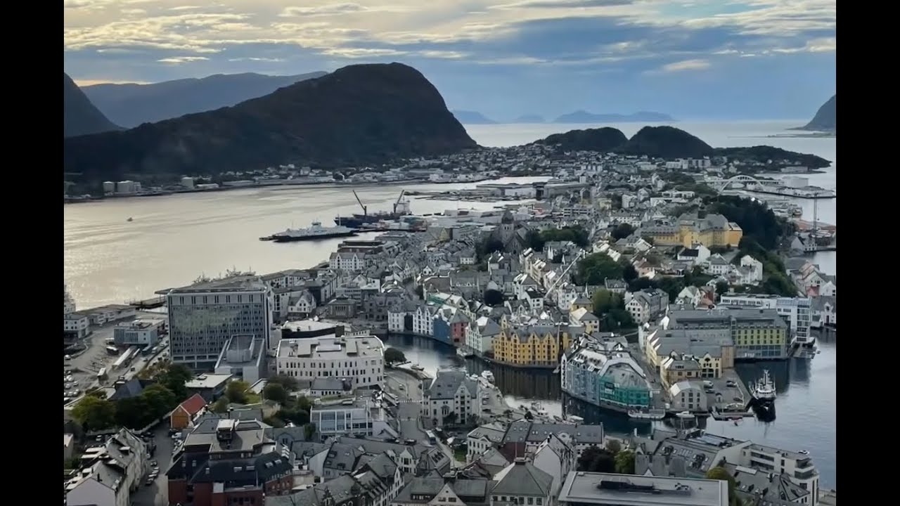 Nor Lines Salgssamling i &Aring;lesund