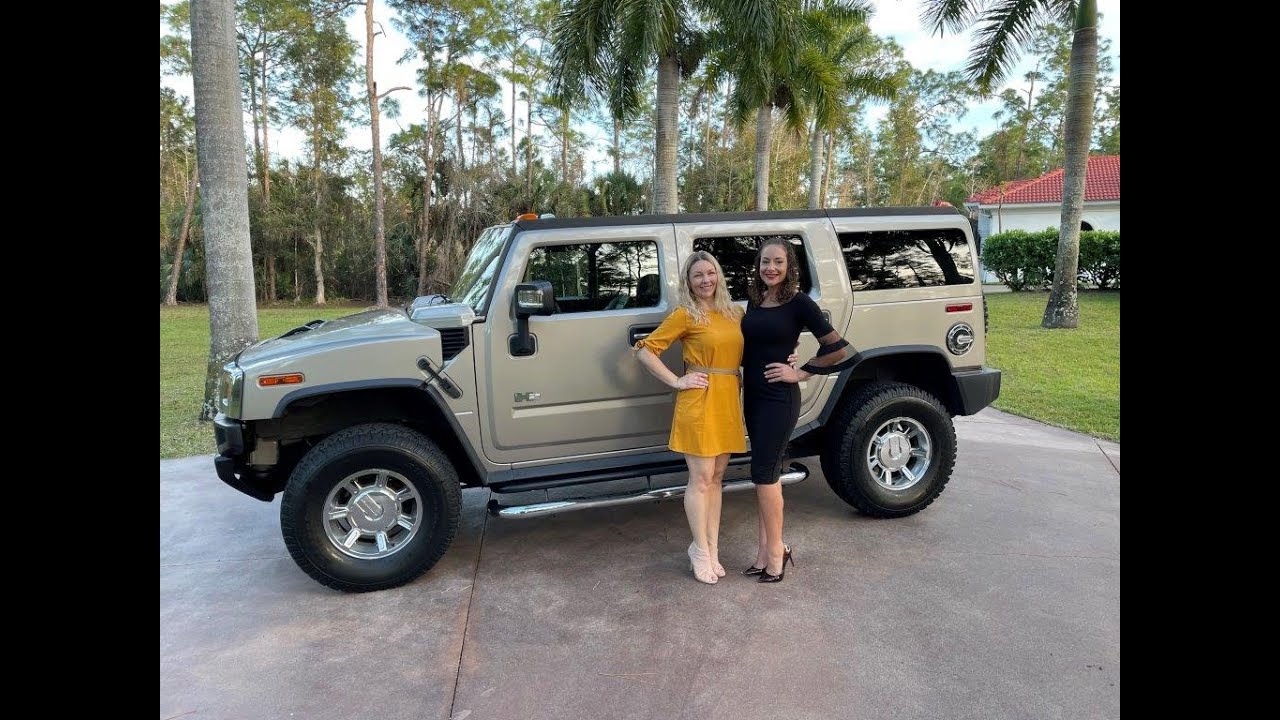 Всего 64 000 миль на этом потрясающем Hummer H2, выставленном на продажу в Autohaus of Naples, 23...