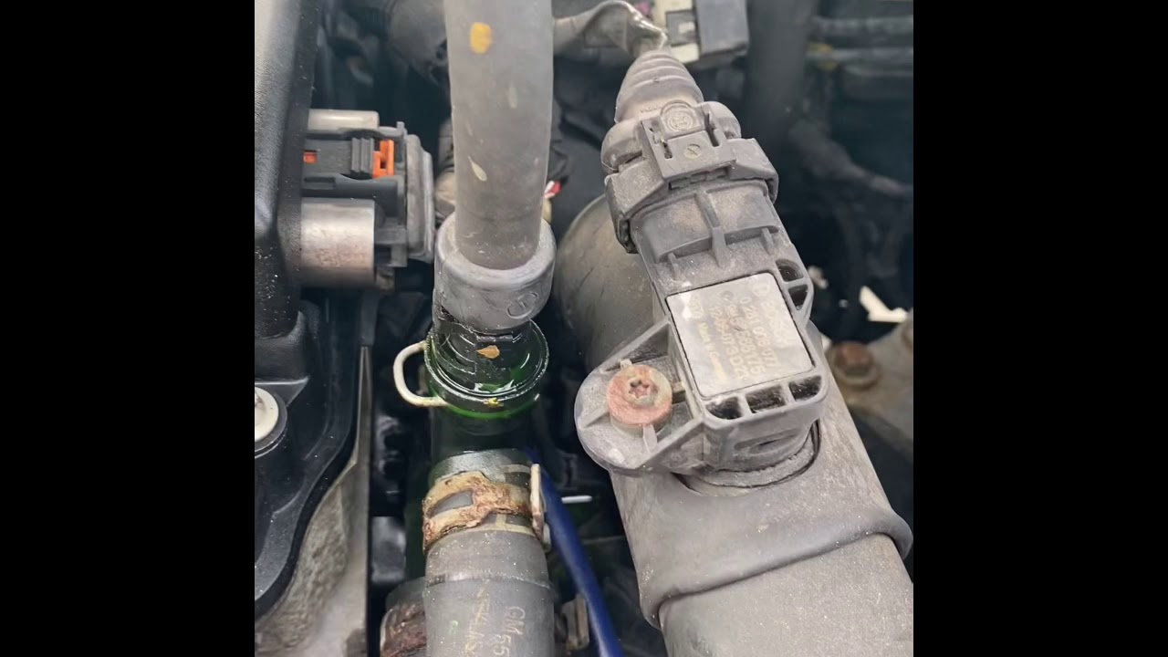 2013 Chevy Cruze Outlet Hose / Leak