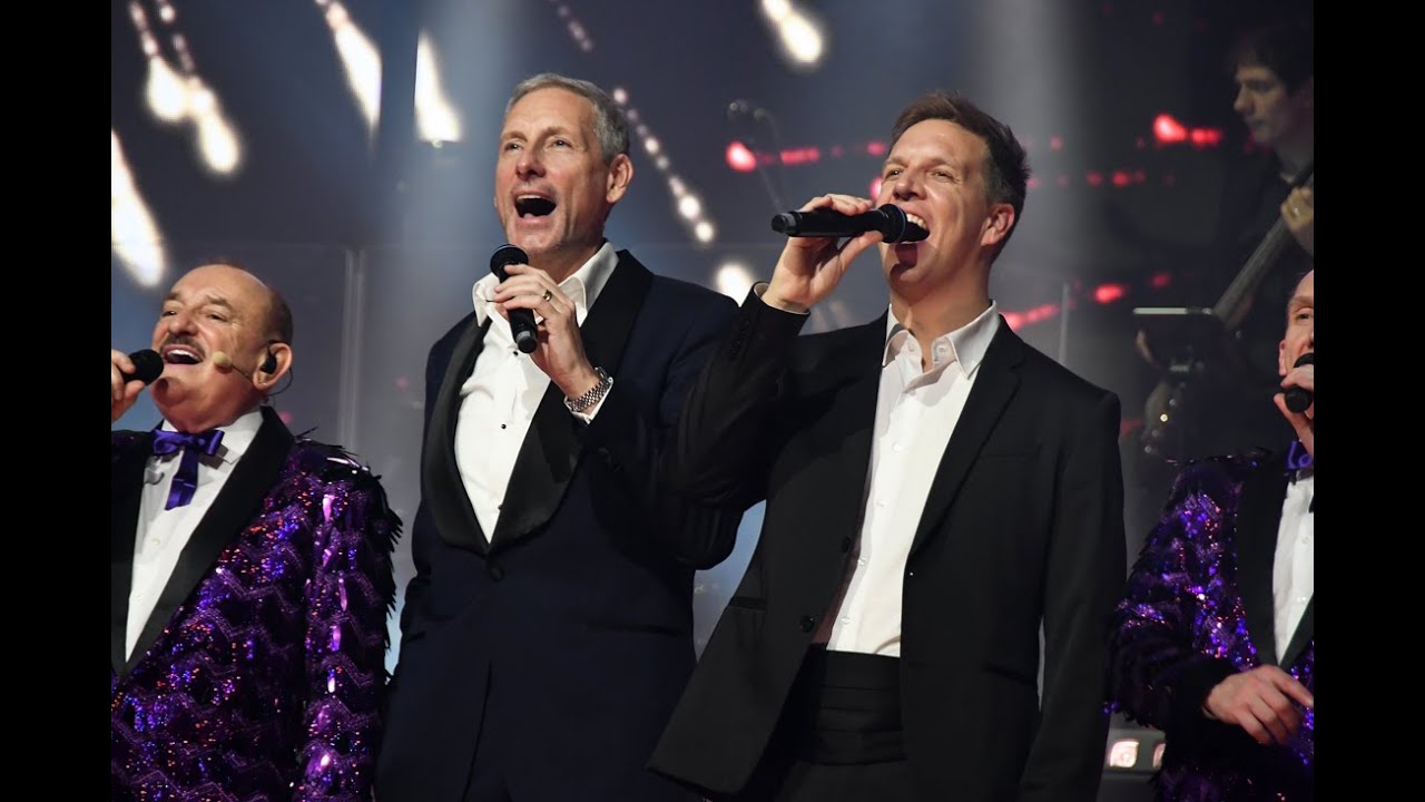 FINALE: Winterrevue With Friends I Backstage Producties