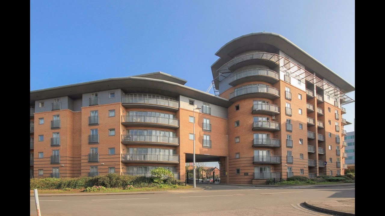 2 Bed, 2 Bathroom Flat - Alvis House, Manor House Drive, CV Central, Coventry