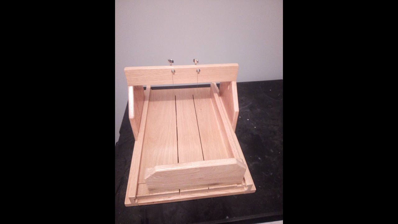 Using the Weaver's Soap Company 15lb soap cutter