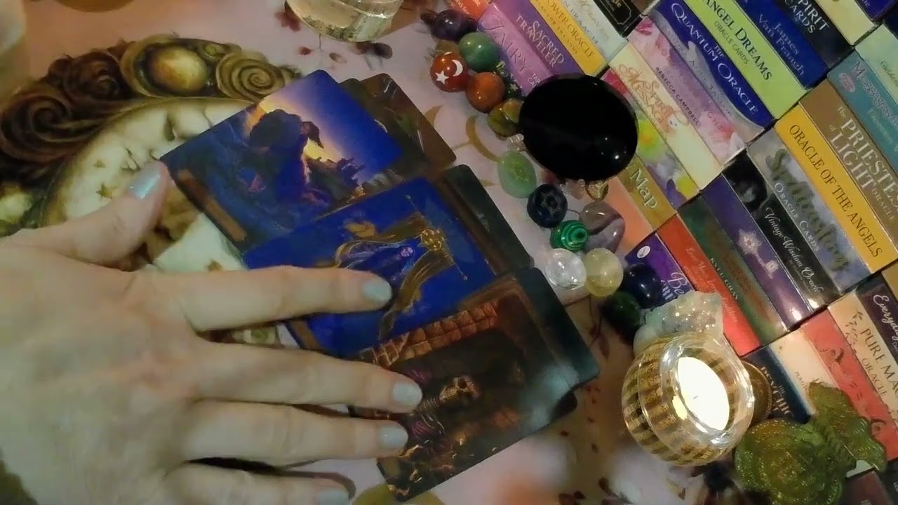 ОШАЛЕТЬ❗ СОПЕРНИЦУ ЗАНЕСЛО НА РАЗГОВОР С ВАМИ🙄💥 таро расклад ♥️ онлайн гадание