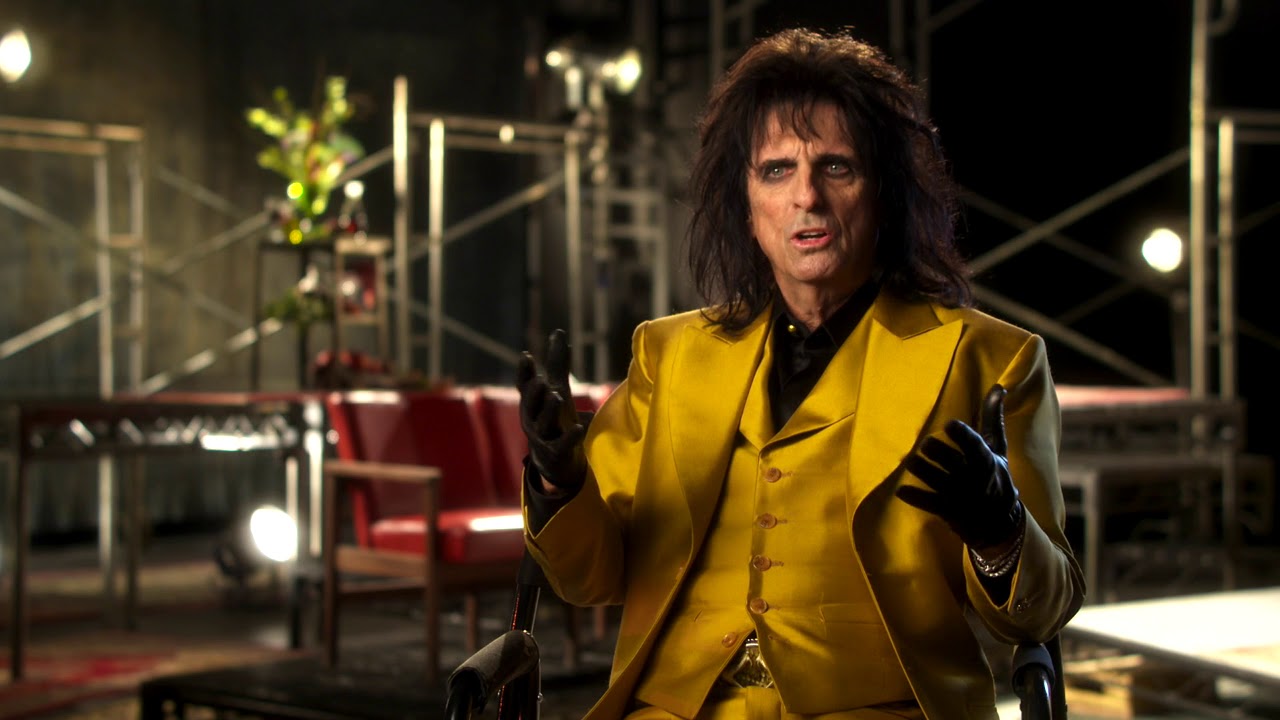 Jesus Christ Superstar ||  Alice Cooper Interview || SocialNews.XYZ