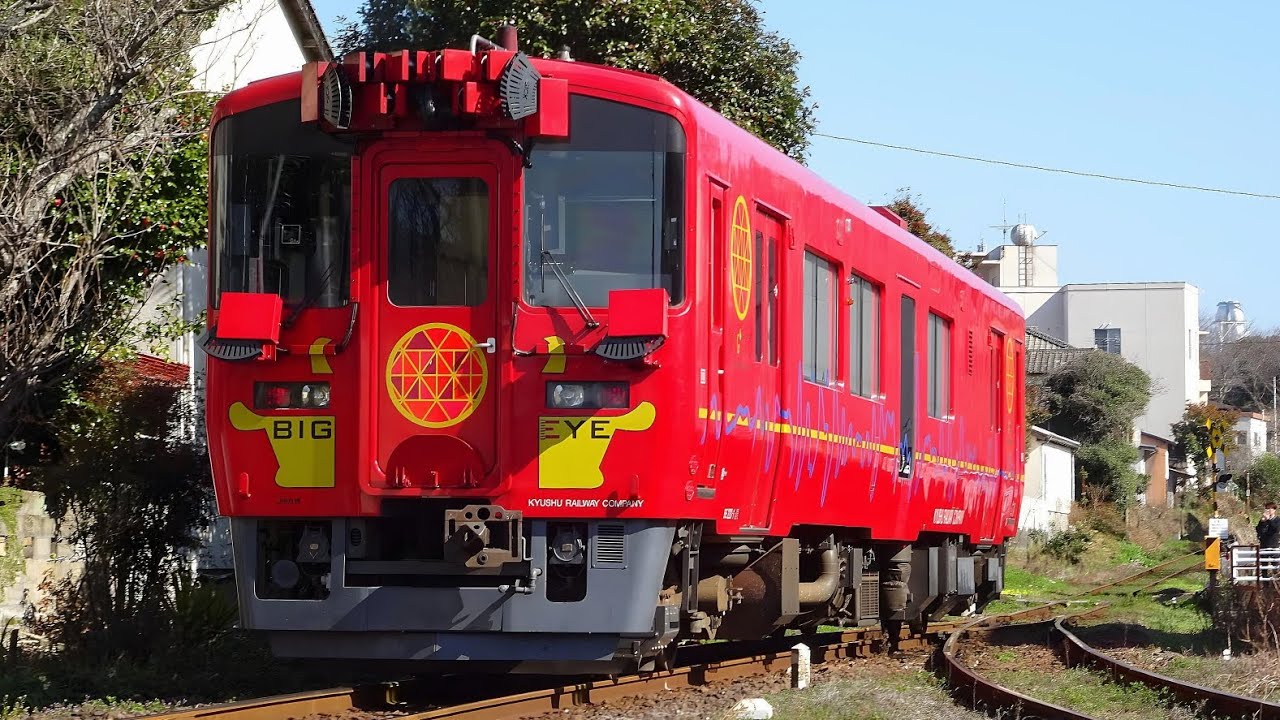 【松浦鉄道検測】御厨駅での列車交換 発着風景〈BIGEYE〉