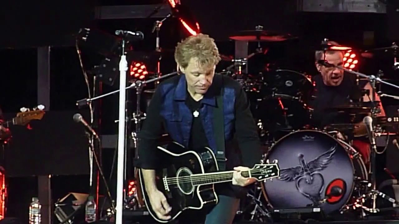 [Multicam] BON JOVI | Living In Sin (Live from Cologne, Germany - 2013)