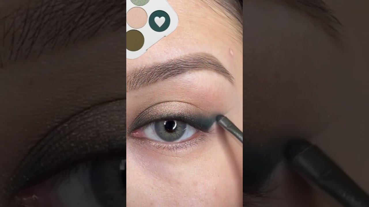 Green EyeMakeup Tutorial 💚👀 