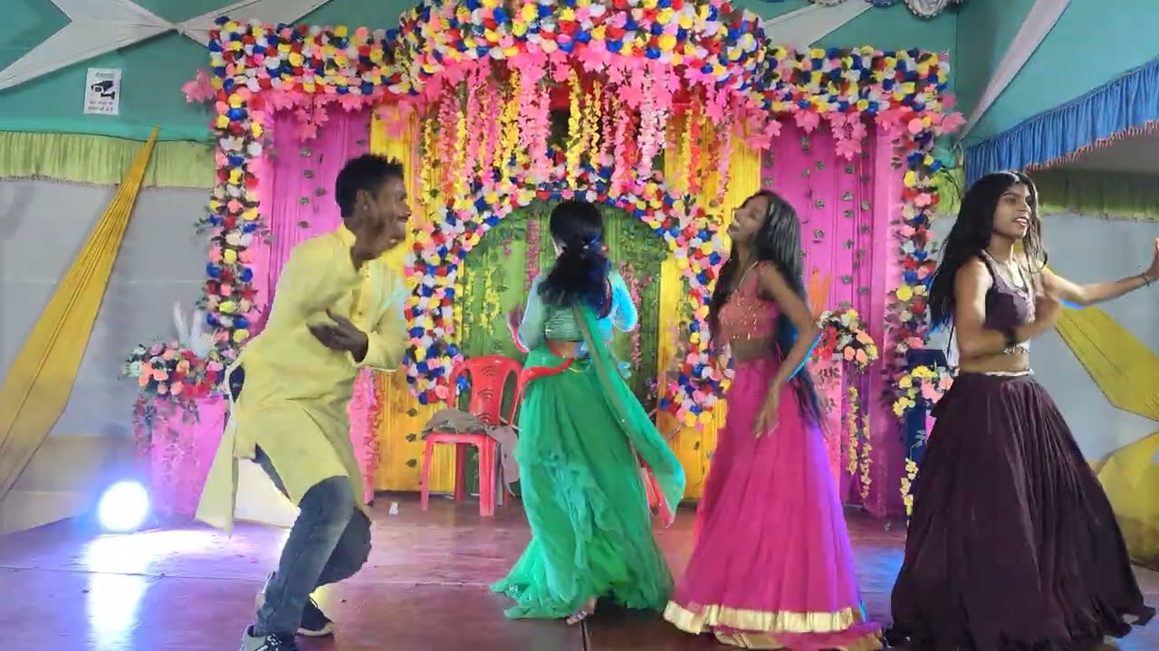 Islampur (Bihar) Ke Dhamakedar Dance 💫😊✨#dance #masti #enjoy #youtube #quiz #yt #sandeepakelavlogs