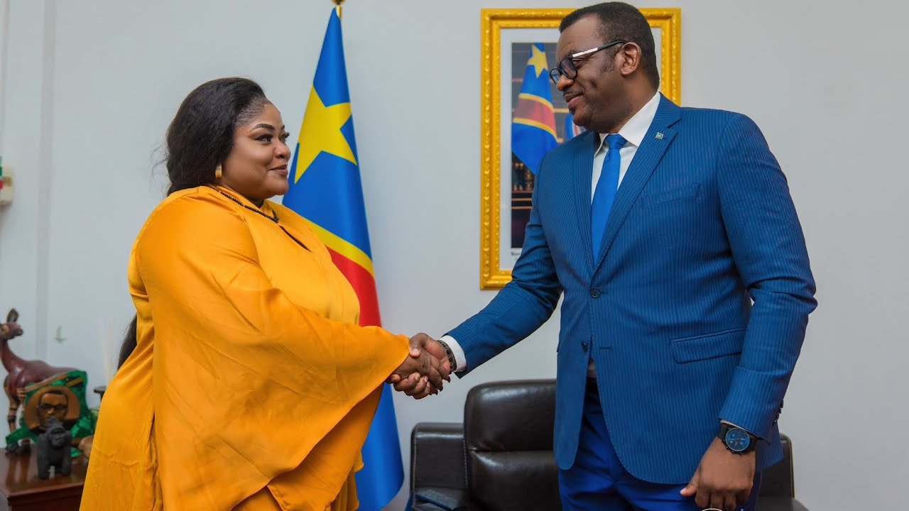 MONINGA AZUI SEPELA YA EUNICE A BALI SEPELA TOUR NAYO PE EZALI PARTAGER THE...