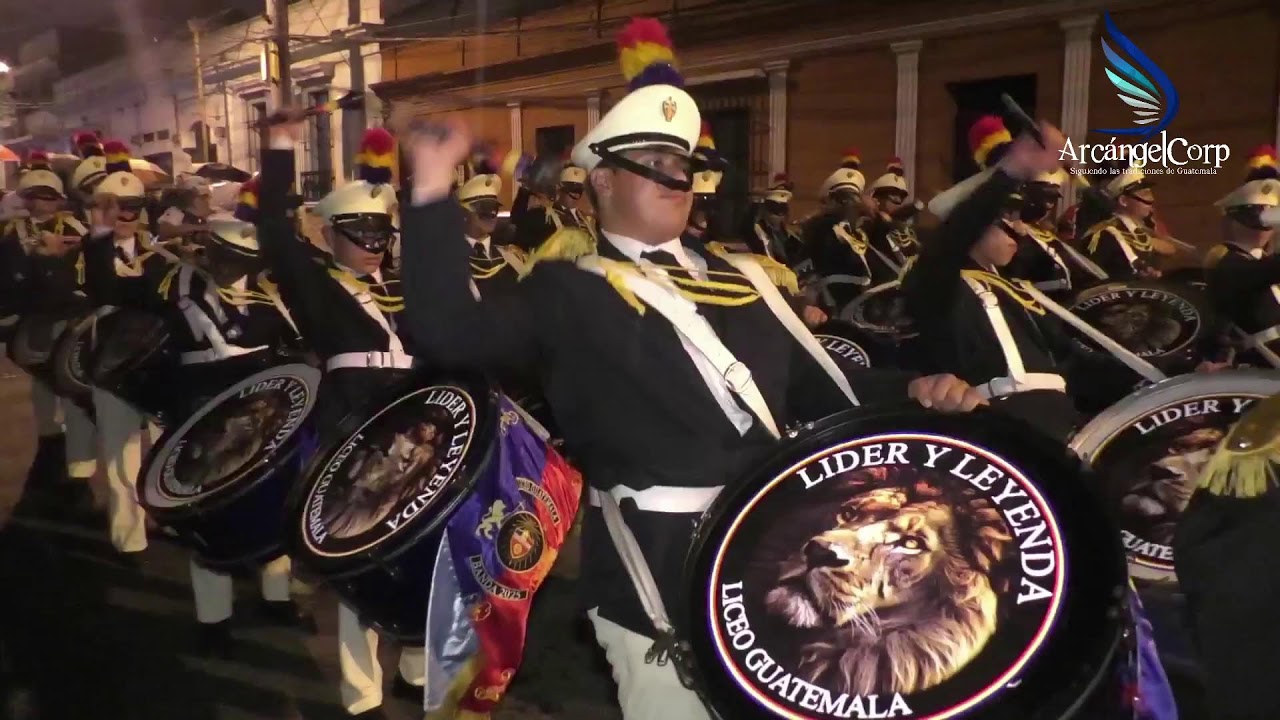 Desfile 14 de Septiembre del Liceo Guatemala