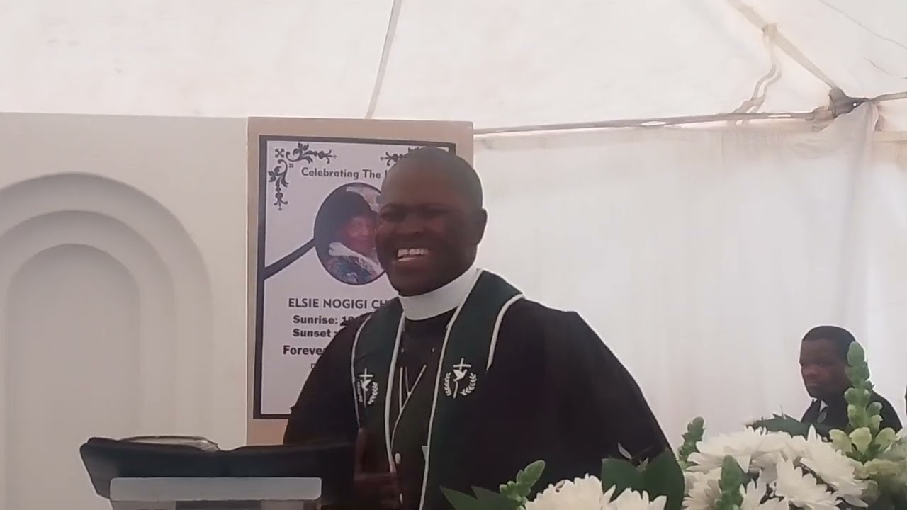 Reverand M.K.Magalela inkonzo yokugqibela Mama Bhishop Eluthuleni.