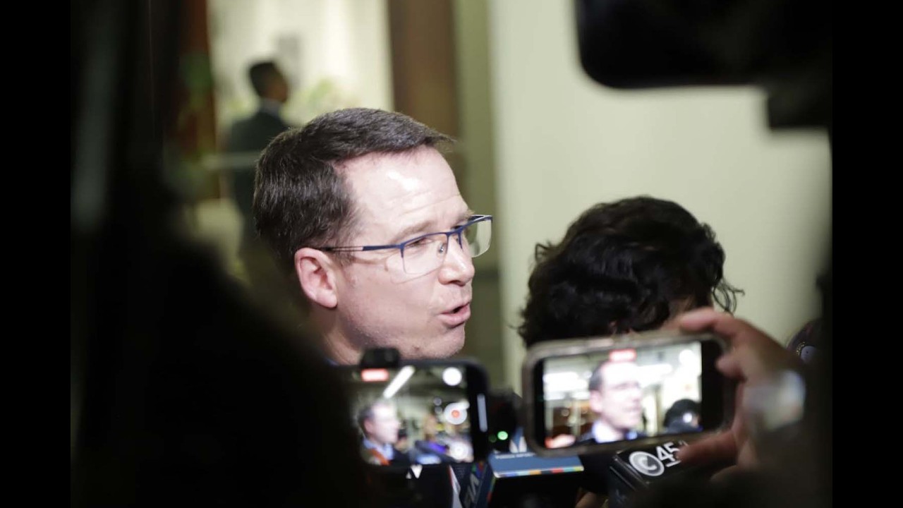 Entrevista al coordinador del GPPAN, Ricardo Anaya Cortés, previo a la reunión de la Jucopo