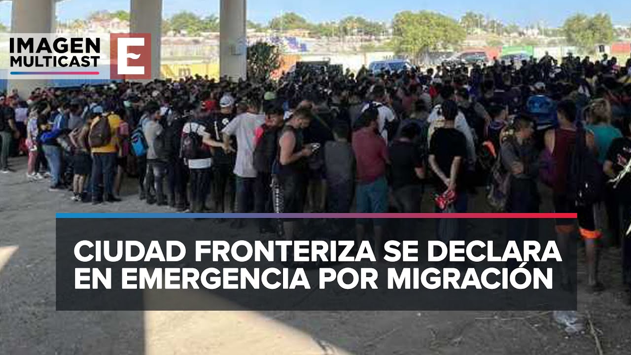 Texas: Cierran puente internacional de Eagle Pass por alta afluencia de migrantes