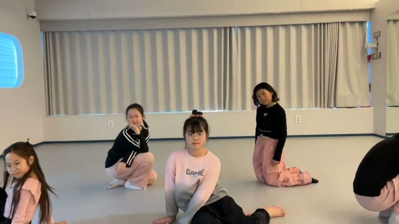 키즈방댄C(that's my girl,not cute anyomre)